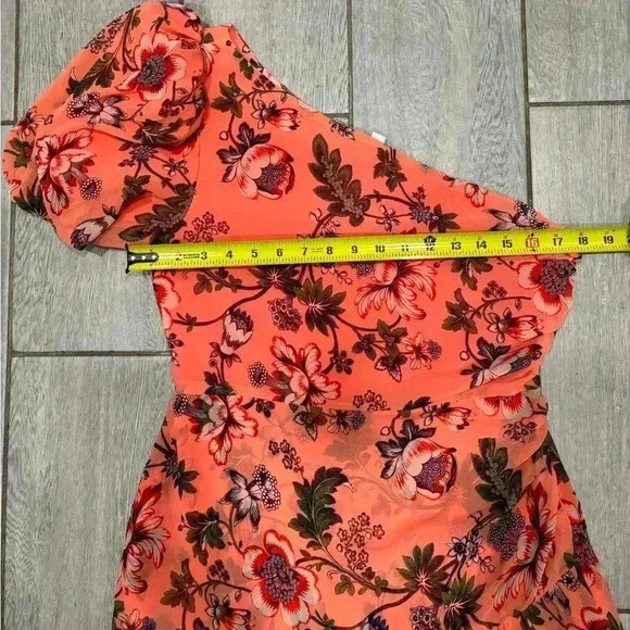 CHELSEA28 Floral One-Shoulder High-Low Dress Size Medium - Picture 8 of 8